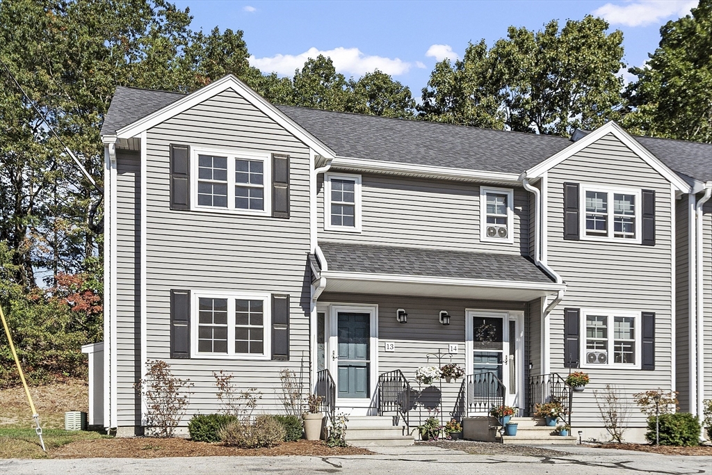 34 Lowell Road, Unit 13 Pepperell, MA 01463 - Photo 2 of 39