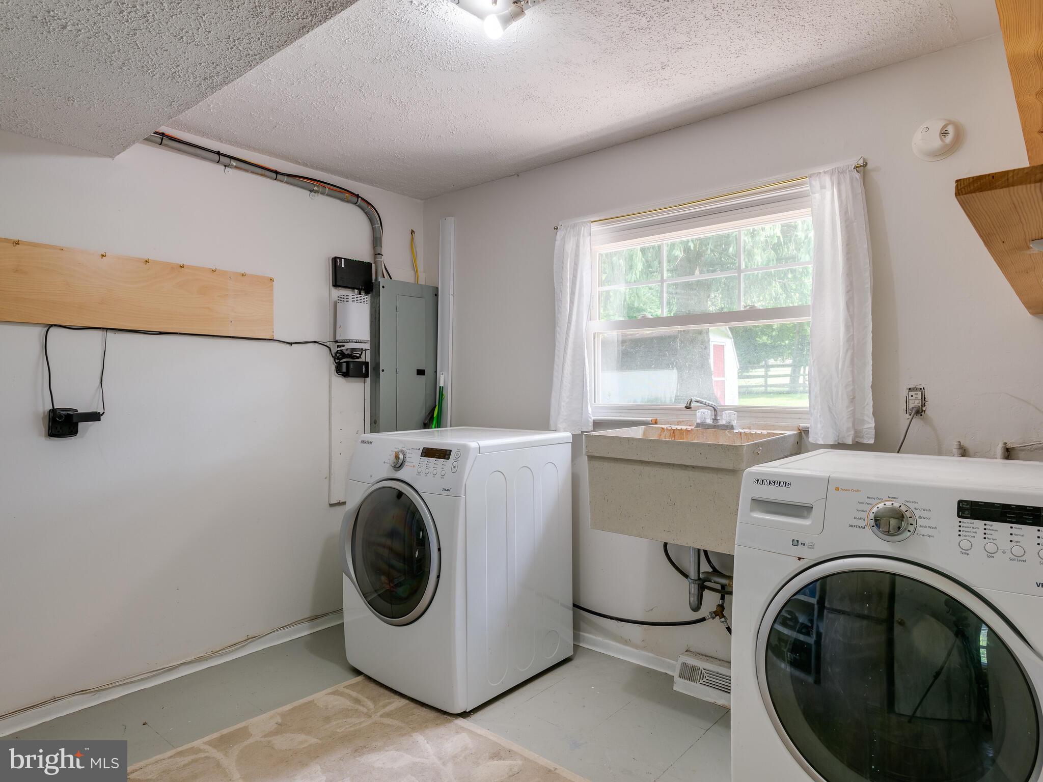 95 Princeton Road Exton, PA 19341 - Photo 14 of 19 Laundry