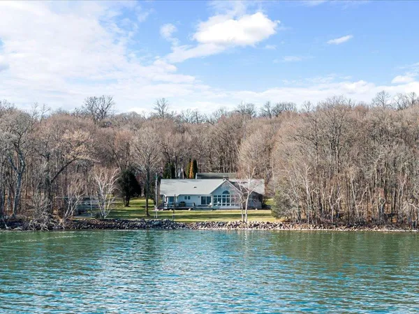 $1,584,600 | 4510 Camper Landing Road Northwest, Cass Lake, MN 56633