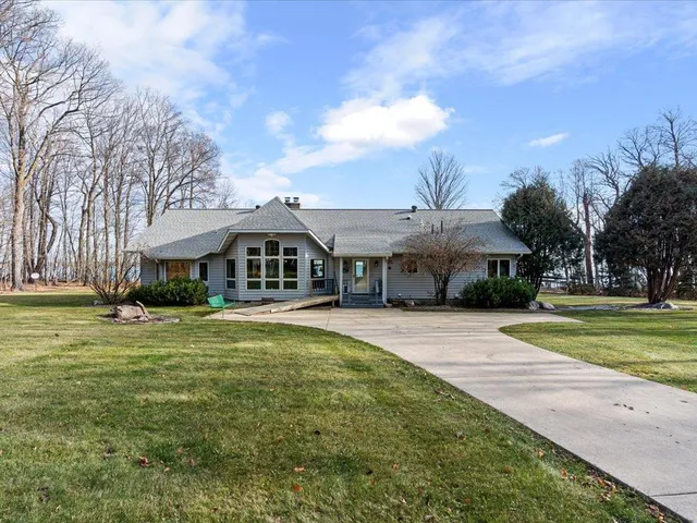 $1,584,600 | 4510 Camper Landing Road Northwest, Cass Lake, MN 56633