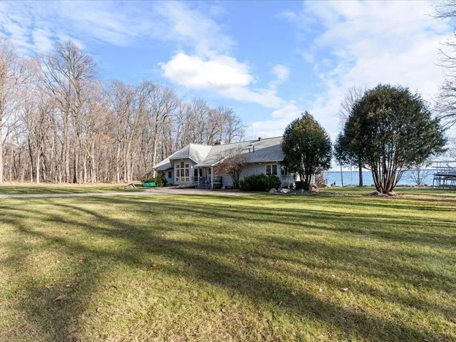 $1,584,600 | 4510 Camper Landing Road Northwest, Cass Lake, MN 56633
