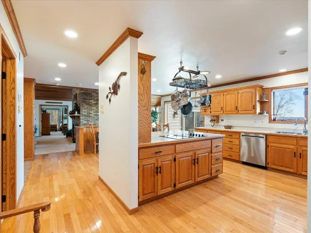 $1,584,600 | 4510 Camper Landing Road Northwest, Cass Lake, MN 56633