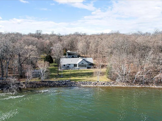 $1,584,600 | 4510 Camper Landing Road Northwest, Cass Lake, MN 56633