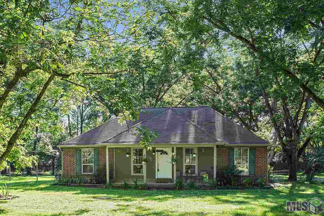 9103 Highland Gardens Road Baton Rouge, LA 70811 - Photo 1 of 12