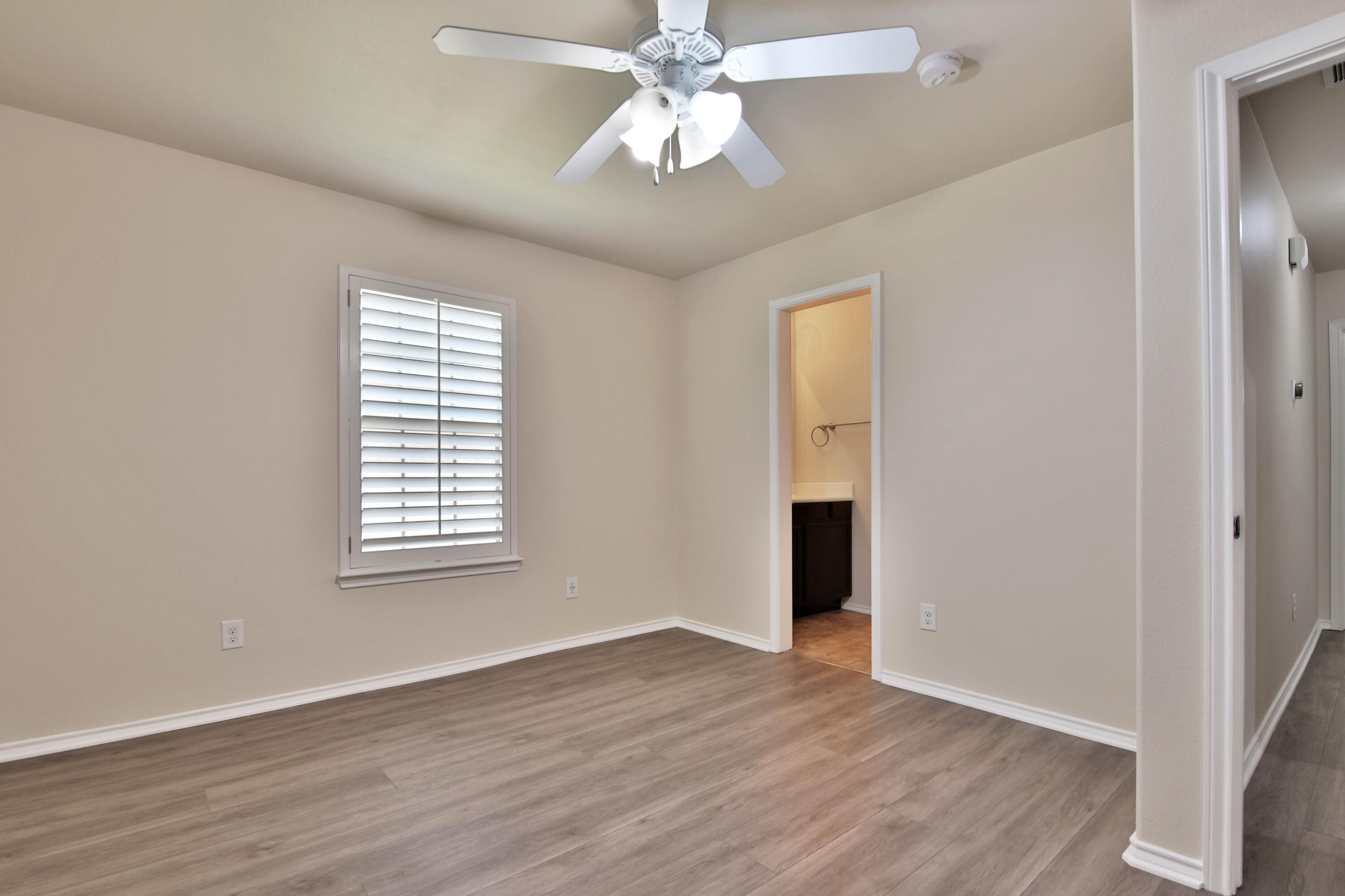 5714 109th Street Lubbock, TX 79424 - Photo 37 of 46 IMG_9284