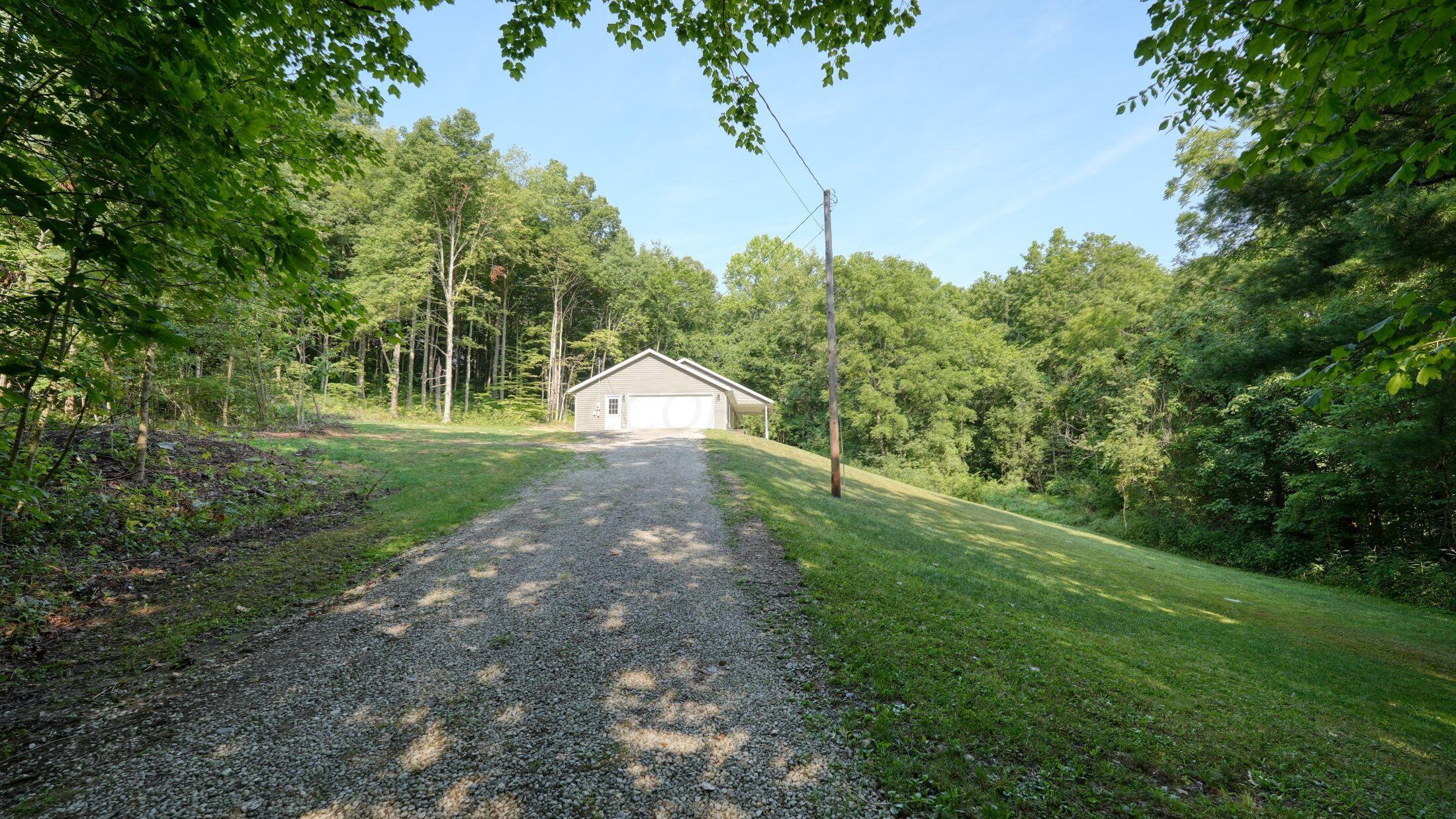 13182 Peacock Road Cambridge, OH 43725 - Photo 8 of 43 CG55INd1