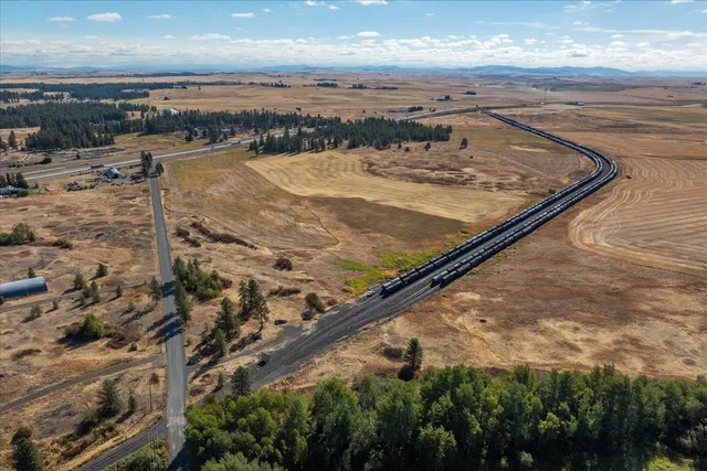 $3,100,000 | 102 East Cameron Road, Spangle, WA 99031