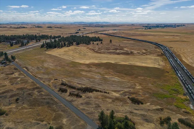 $3,100,000 | 102 East Cameron Road, Spangle, WA 99031
