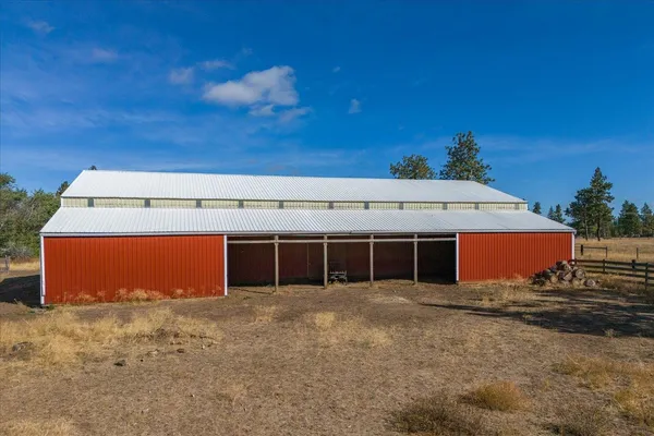 $3,100,000 | 102 East Cameron Road, Spangle, WA 99031