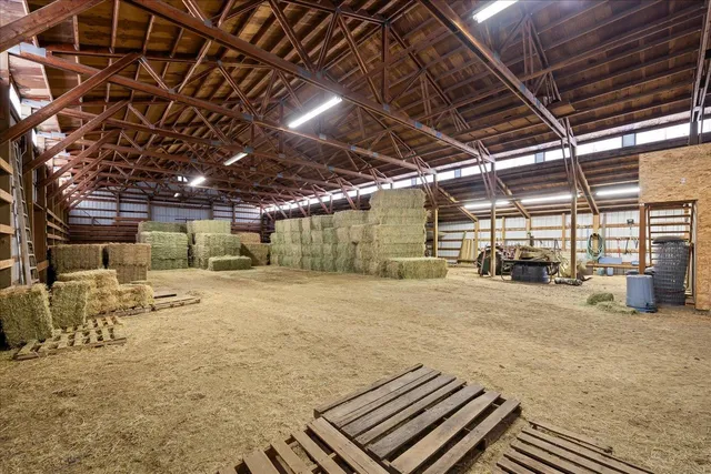 $3,100,000 | 102 East Cameron Road, Spangle, WA 99031