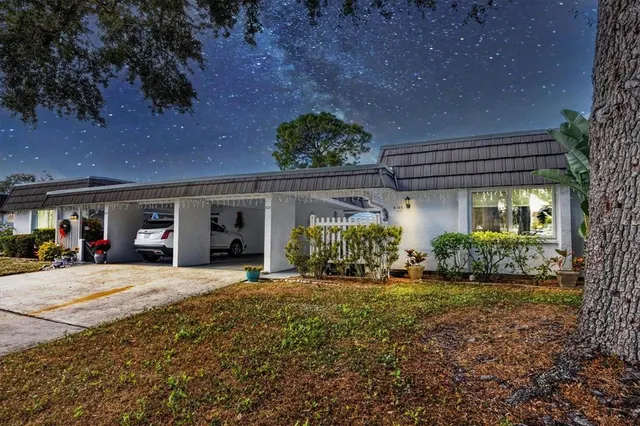 $227,500 | 1521 Lakeside Way, Unit 149, Sarasota, FL 34232