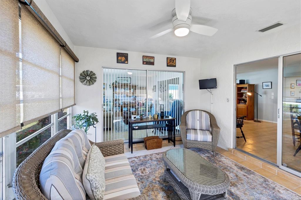 1521 Lakeside Way, Unit 149 Sarasota, FL 34232 - Photo 29 of 41