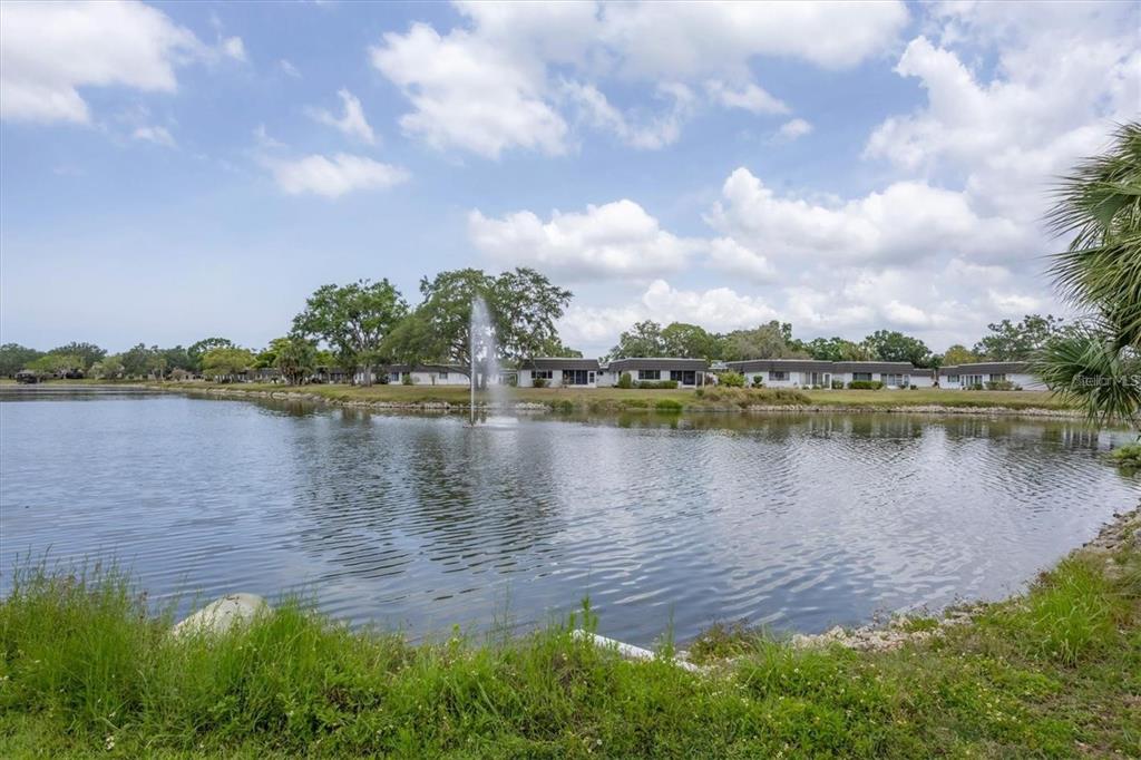 1521 Lakeside Way, Unit 149 Sarasota, FL 34232 - Photo 40 of 41