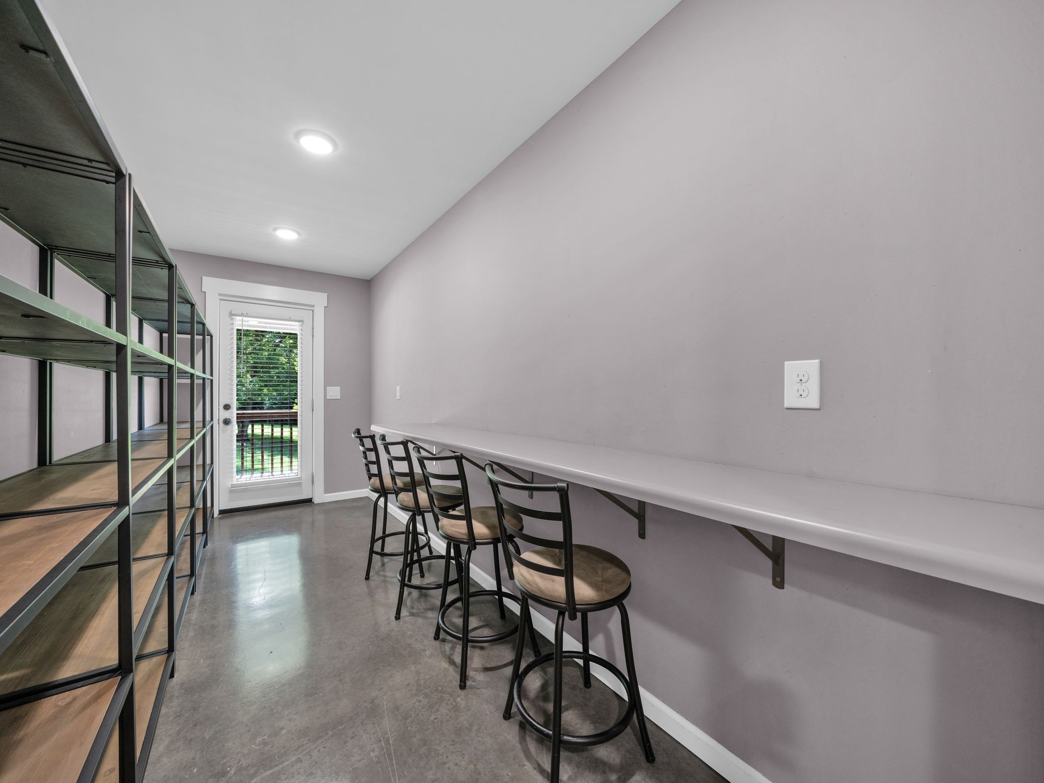 509 Iron Hill Road Burns, TN 37029 - Photo 17 of 40 a view of entryway