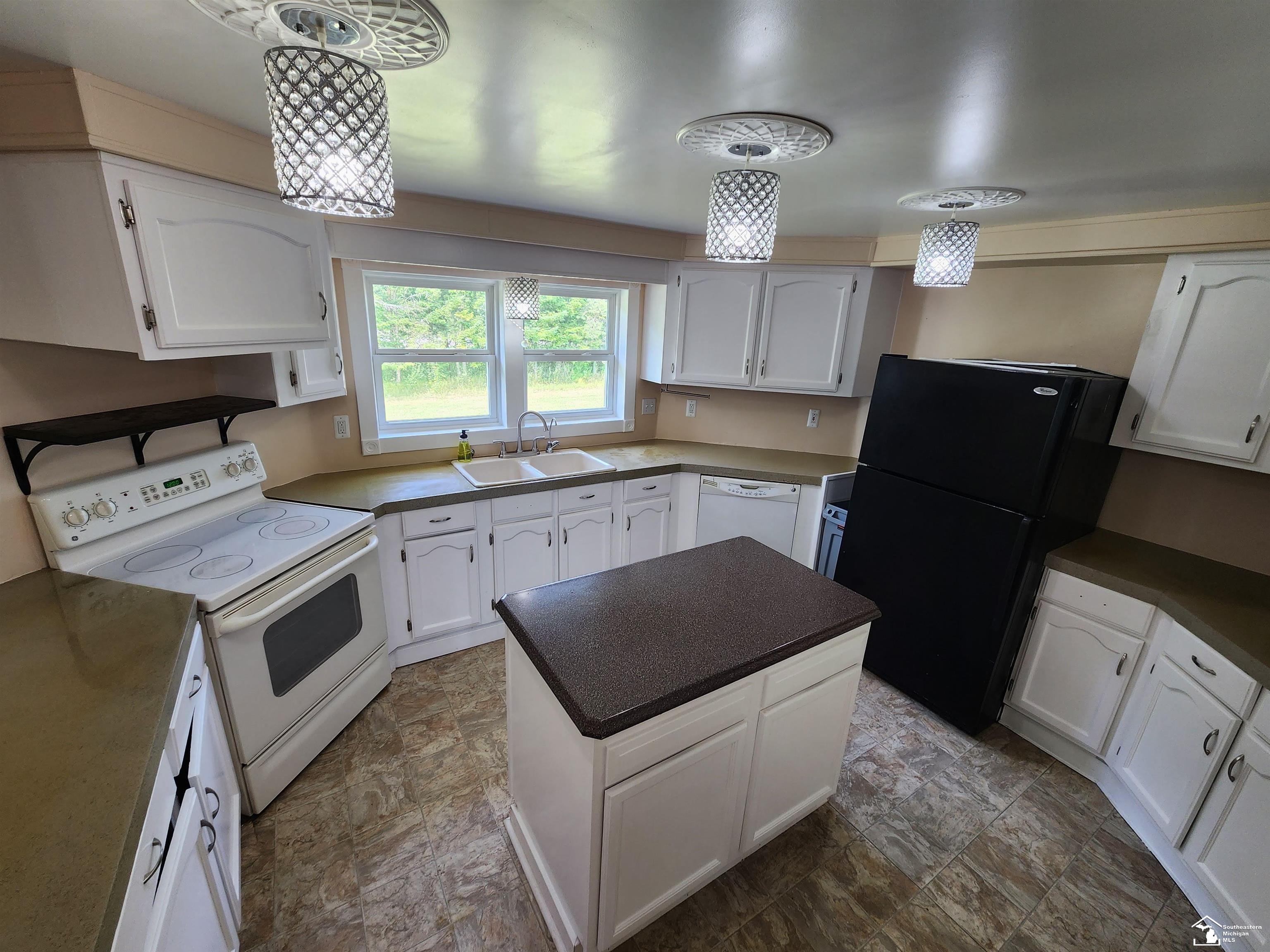 2808 3 Rivers Road Gladwin, MI 48624 - Photo 6 of 12 Gallery Image 6