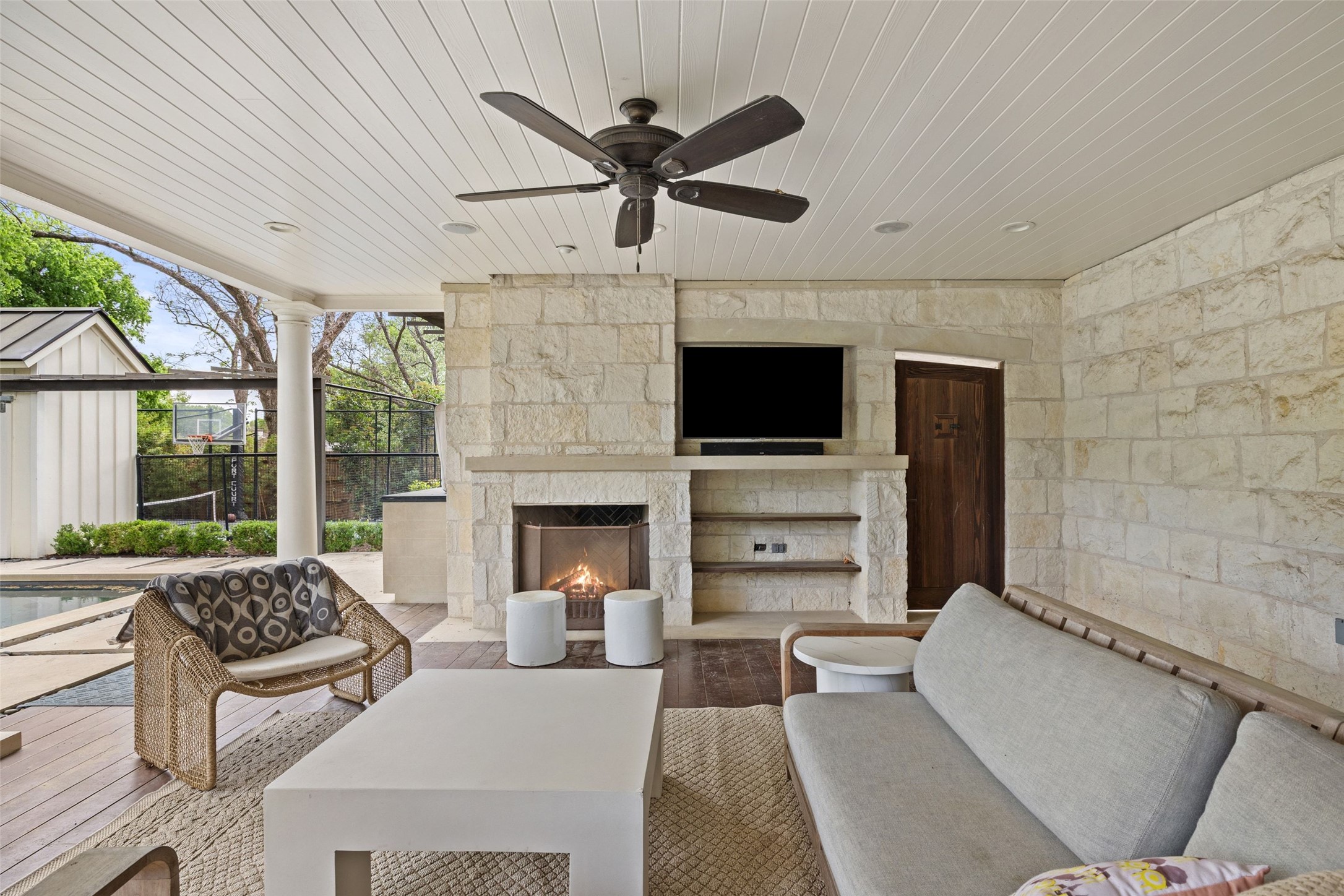 2308 Bridle Path Austin, TX 78703 - Photo 27 of 33