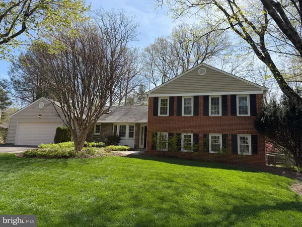 $1,299,000 | 1505 Snughill Court, Vienna, VA 22182