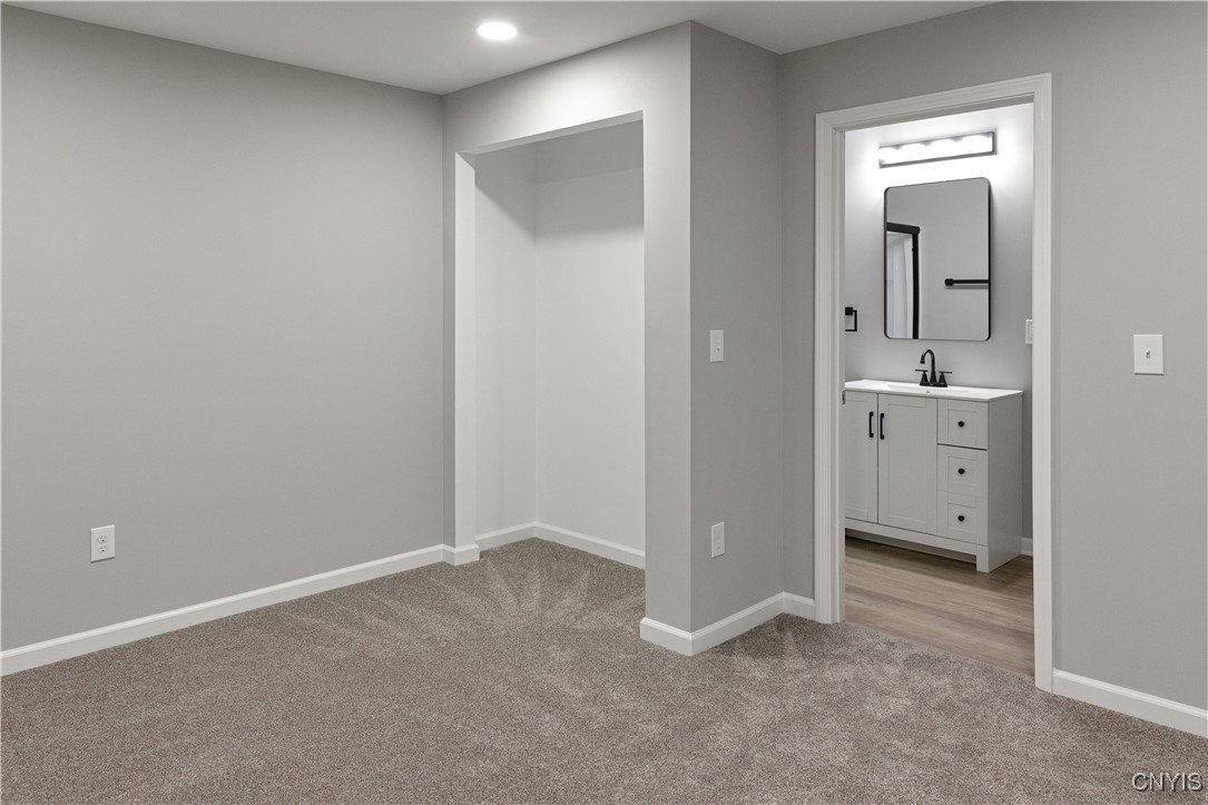 219 Barrington Road Syracuse, NY 13214 - Photo 25 of 26