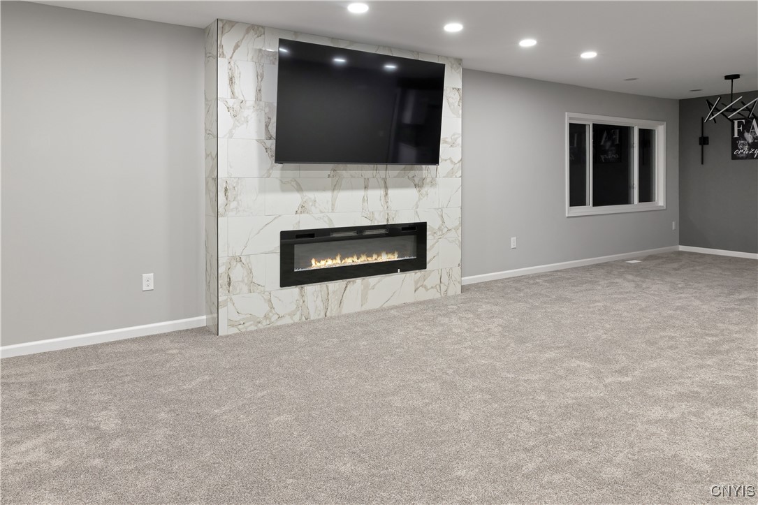 219 Barrington Road Syracuse, NY 13214 - Photo 7 of 26