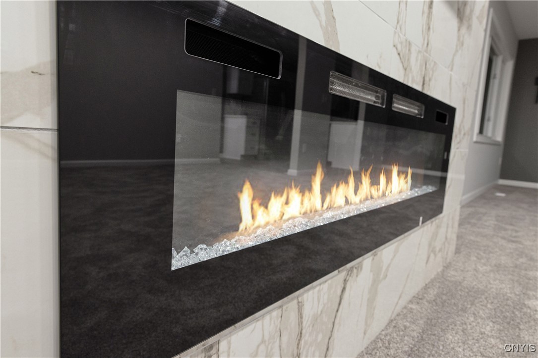 219 Barrington Road Syracuse, NY 13214 - Photo 8 of 26