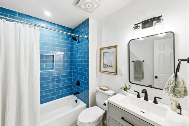 $300,000 | 5905 Los Dios Place, Del Valle, TX 78617