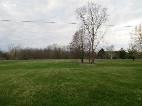 7297 North Nichols Road Flushing, MI 48433 - Photo 24 of 24 20436785-23.JPG