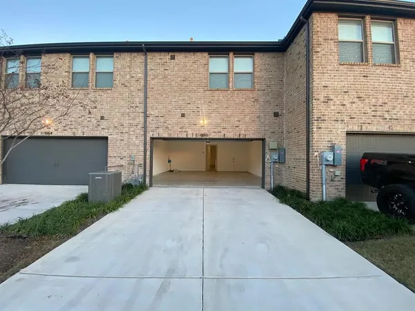 $2,400 | 1060 Homestead Way, Argyle, TX 76226