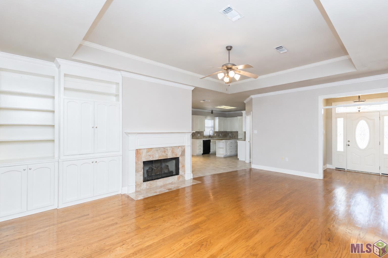 3938 Meadow Ridge Drive Baton Rouge, LA 70817 - Photo 7 of 30 Gallery Image 7