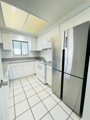 $1,750 | 4144 Greystone Way, Unit 504, Sugar Land, TX 77479