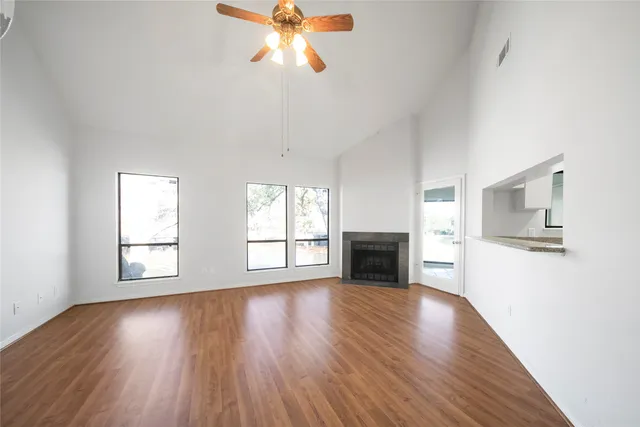 $1,750 | 4144 Greystone Way, Unit 504, Sugar Land, TX 77479