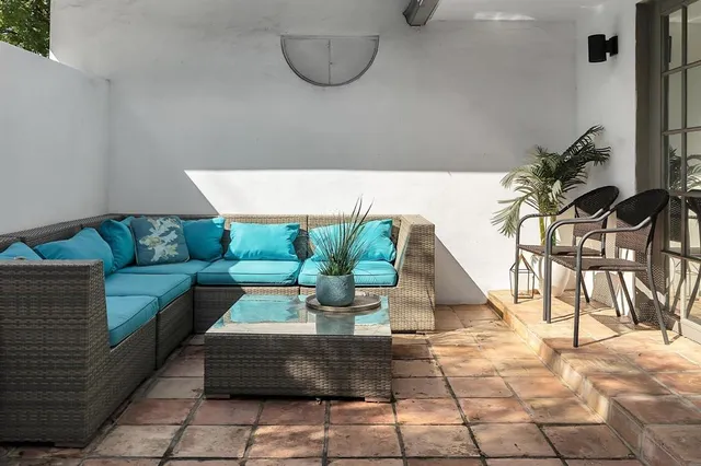 $12,500 | 2233 Southeast 15th Street, Pompano Beach, FL 33062