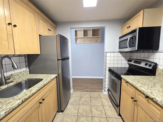 $3,400 | 123 Mamaroneck Avenue, Unit 103, Mamaroneck, NY 10543