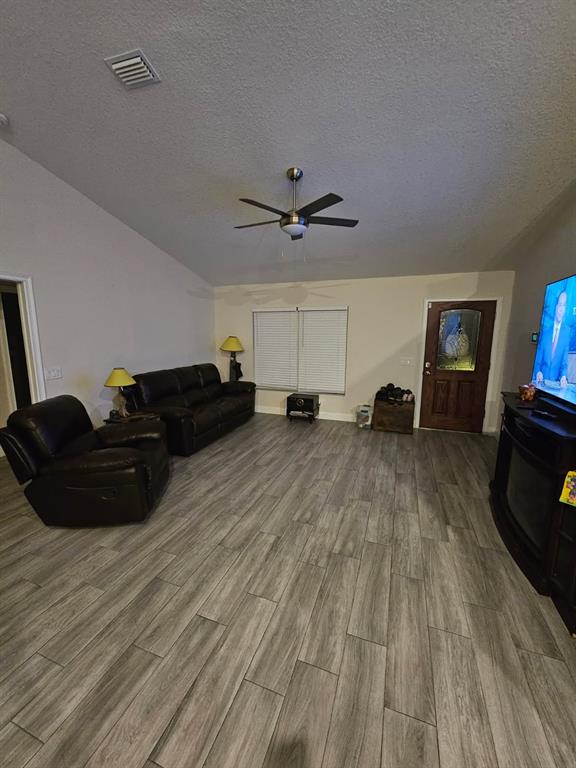 854 Fisher Road Ocklawaha, FL 32179 - Photo 3 of 15