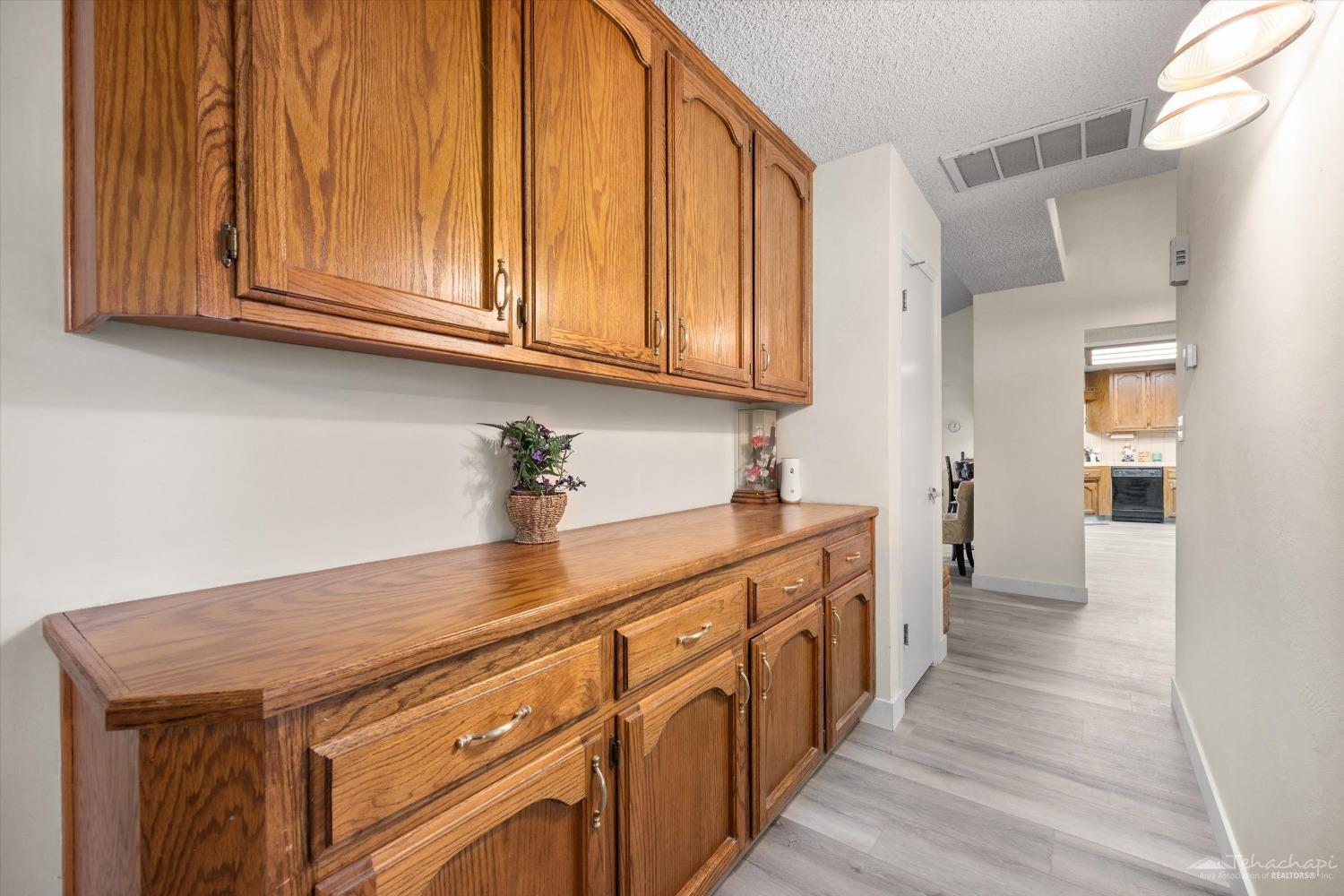 21801 Mid Way Tehachapi, CA 93561 - Photo 16 of 23 Gallery Image 16