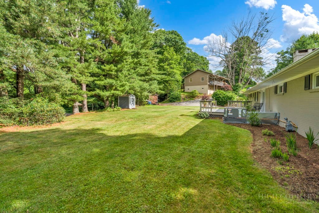 443 Dogwood Road Boone, NC 28607 - Photo 30 of 33