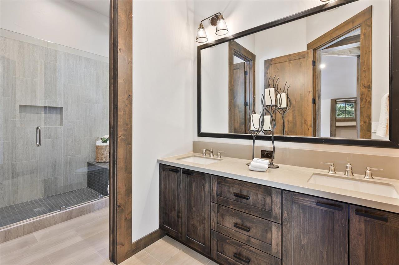 11542 Henness Road Truckee, CA 96161 - Photo 16 of 19 Gallery Image 16