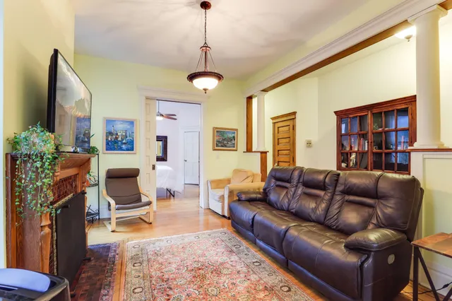 $2,000 | 1520 Elliot Avenue, Unit 4, Minneapolis, MN 55404