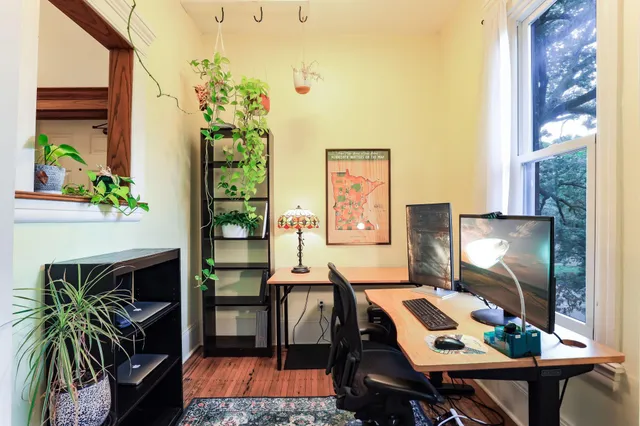 $2,000 | 1520 Elliot Avenue, Unit 4, Minneapolis, MN 55404