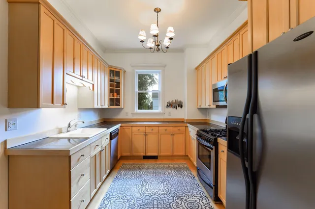 $2,000 | 1520 Elliot Avenue, Unit 4, Minneapolis, MN 55404