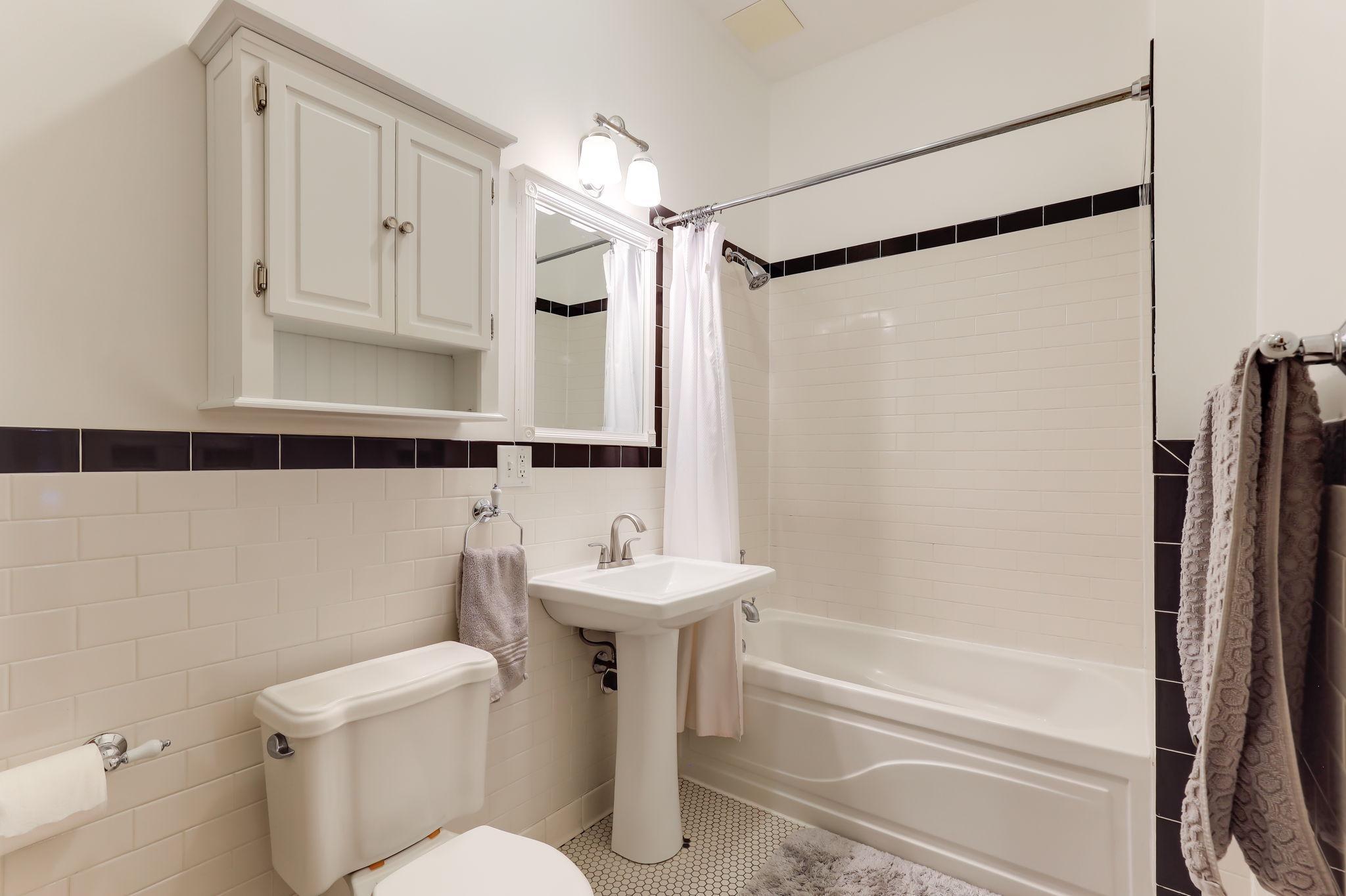 1520 Elliot Avenue, Unit 4 Minneapolis, MN 55404 - Photo 29 of 40