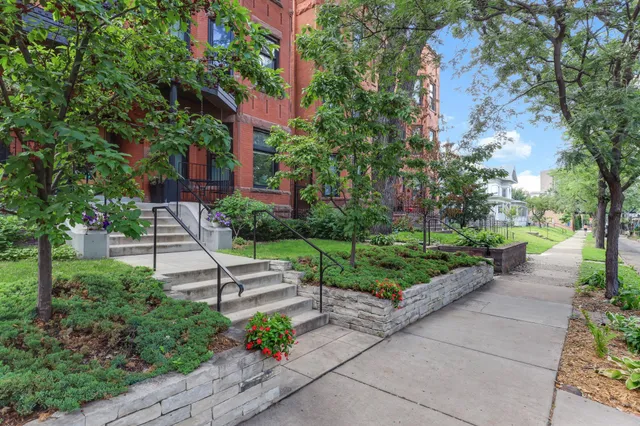 $2,000 | 1520 Elliot Avenue, Unit 4, Minneapolis, MN 55404