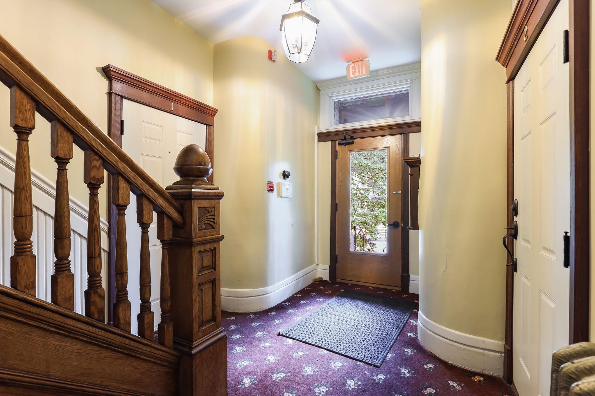 1520 Elliot Avenue, Unit 4 Minneapolis, MN 55404 - Photo 6 of 40