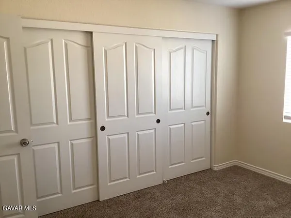 $3,500 | 42846 21st Street West, Lancaster, CA 93536