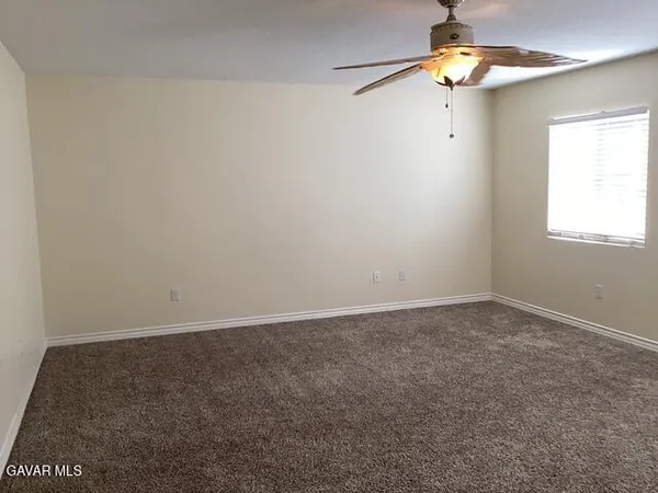 $3,500 | 42846 21st Street West, Lancaster, CA 93536