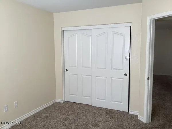 $3,500 | 42846 21st Street West, Lancaster, CA 93536