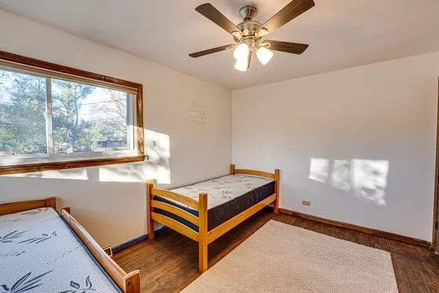 $365,000 | 1212 Century Oaks Drive, Elgin, IL 60123