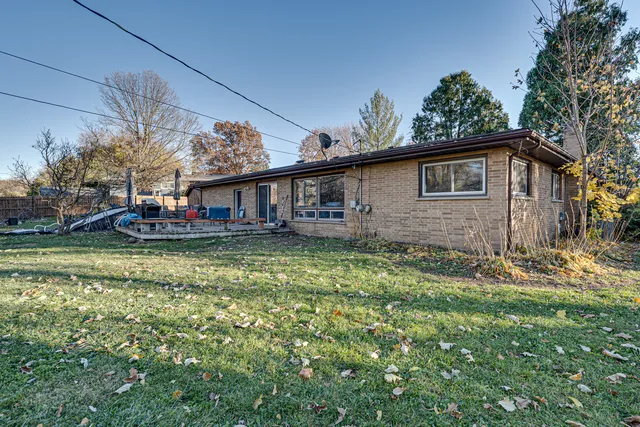 $365,000 | 1212 Century Oaks Drive, Elgin, IL 60123