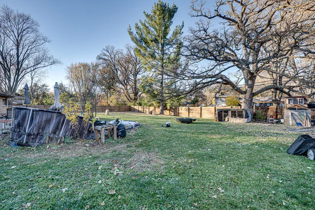 $365,000 | 1212 Century Oaks Drive, Elgin, IL 60123