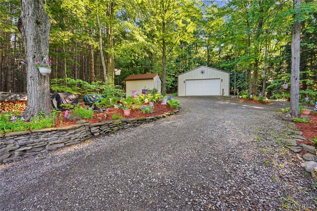 9371 South Protection Road Holland, NY 14080 - Photo 2 of 33