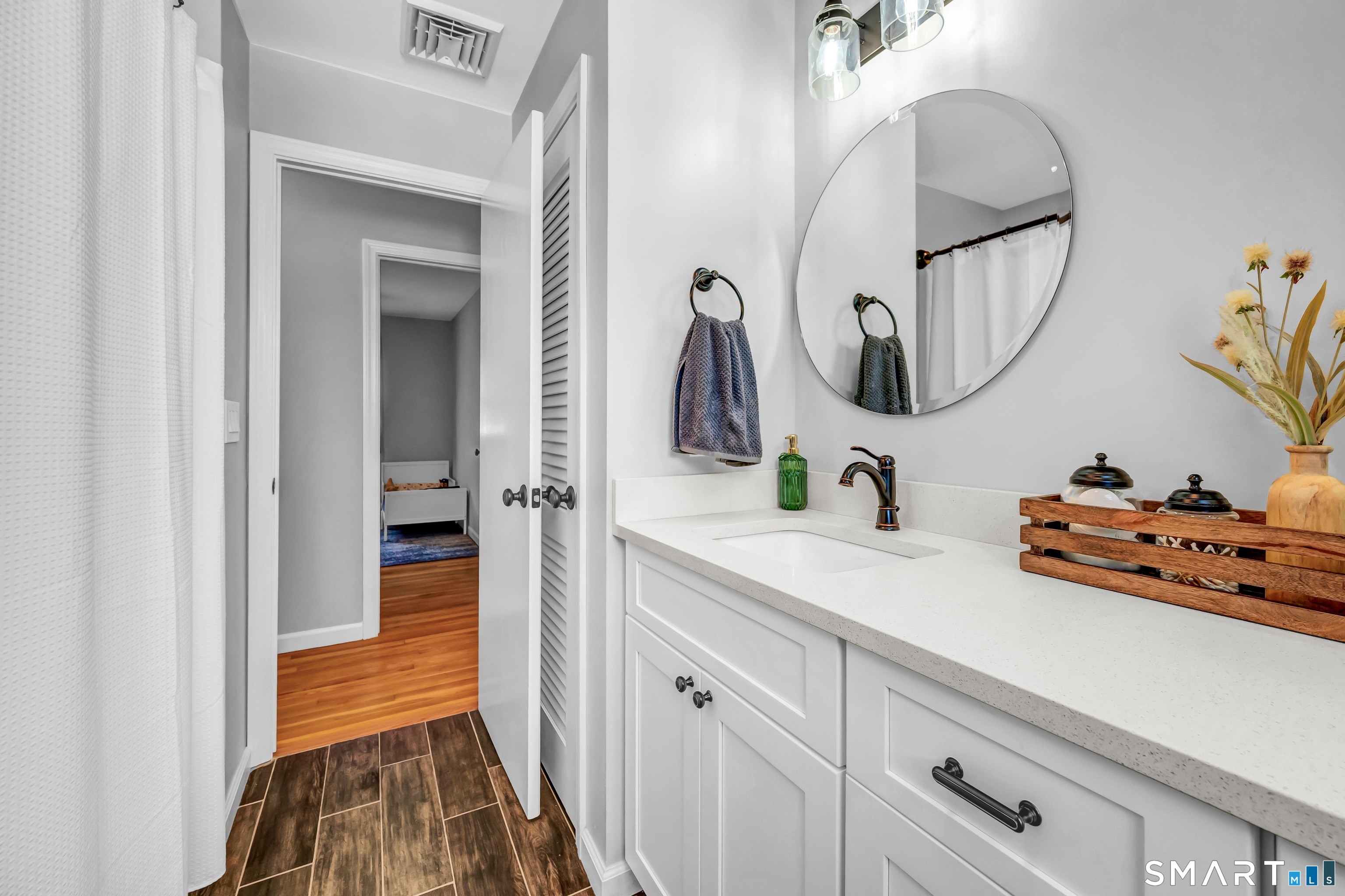 23 Federal Road Shelton, CT 06484 - Photo 20 of 39 Full Bathroom main floor